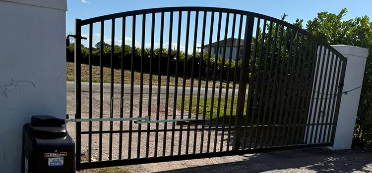 Driveway Fence Repair Ballwin